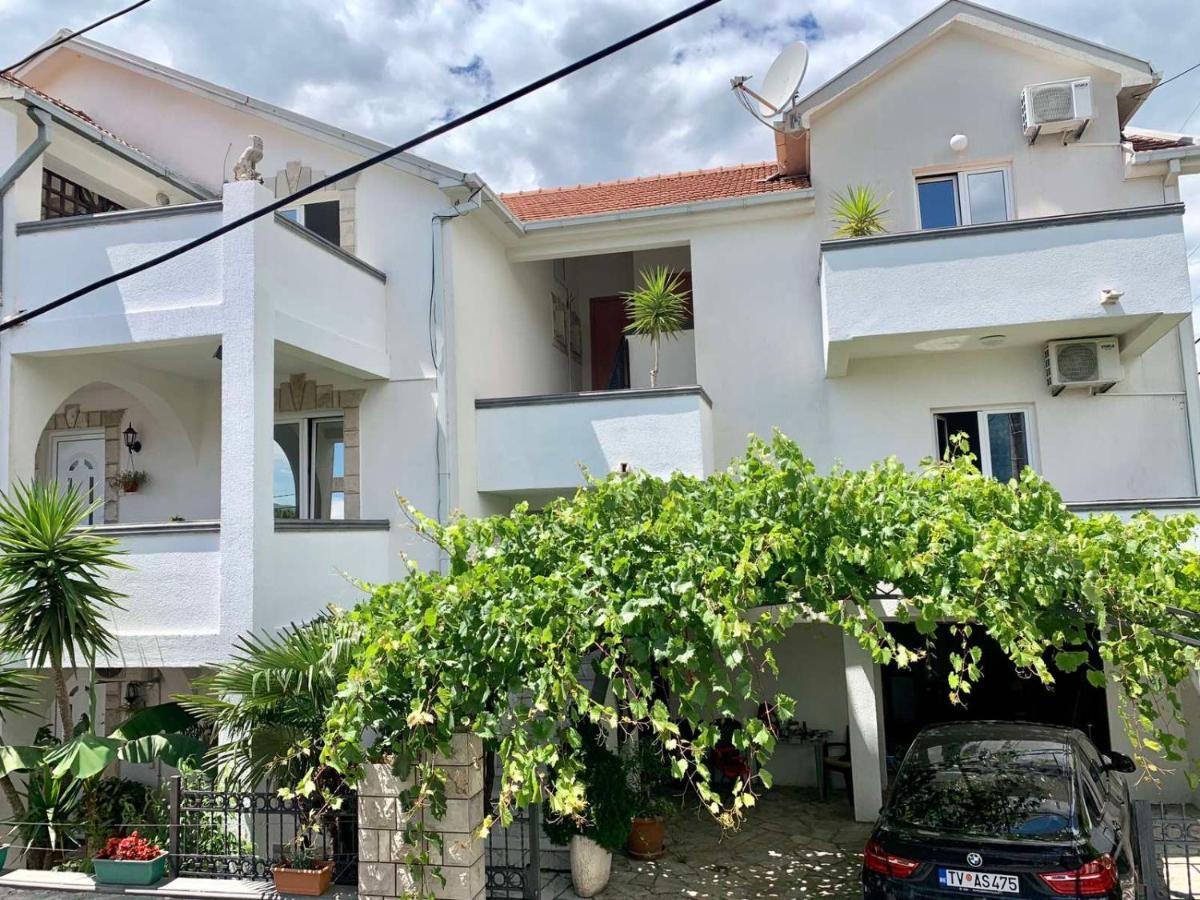 Apartmani Tamara Тиват Екстер'єр фото